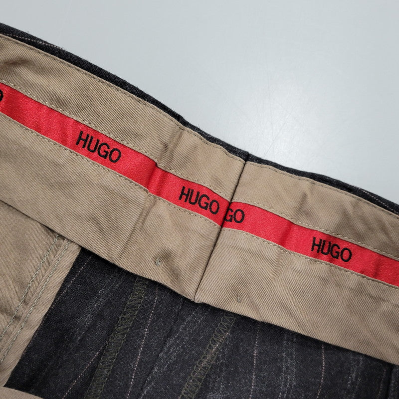 【中古品】【メンズ】 HUGO BOSS ヒューゴボス STRIPE TAILORED SET-UP ストライプ テーラード セットアップ スーツ 141-261007-sm-16-izu サイズ：下記参照 カラー：チャコール 万代Net店