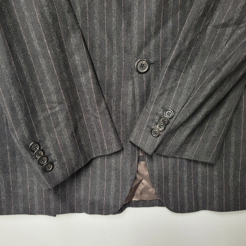 【中古品】【メンズ】 HUGO BOSS ヒューゴボス STRIPE TAILORED SET-UP ストライプ テーラード セットアップ スーツ 141-261007-sm-16-izu サイズ：下記参照 カラー：チャコール 万代Net店