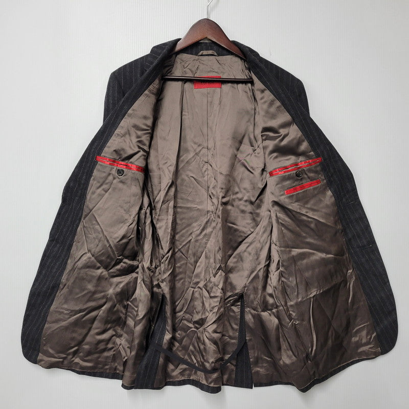 【中古品】【メンズ】 HUGO BOSS ヒューゴボス STRIPE TAILORED SET-UP ストライプ テーラード セットアップ スーツ 141-261007-sm-16-izu サイズ：下記参照 カラー：チャコール 万代Net店