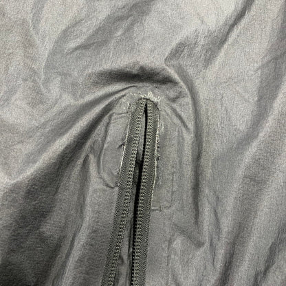 【中古品】【メンズ】 GRAPHPAPER グラフペーパー GM233-30053 23AW PERTEX パーテックス QUANTUM INSULATED BLOUSON クオンタム インシュレイテッド ブルゾン アウター 140-261018-ya-08-izu サイズ：1 カラー：ブラック 万代Net店