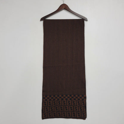 【中古品】【メンズ/レディース】 FENDI フェンディ ZUCCA PATTERN WOOL SCARF ズッカ柄 ウール スカーフ ストール マフラー 183-260927-as-21-izu カラー：ブラウン×ブラック 万代Net店