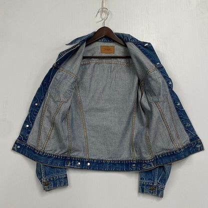 【中古品】【メンズ】 LEVI'S リーバイス 刻印350 極東工場 不均等V BIG-E 60-70S 70505 4TH DENIM JACKETデニム ジャケット アウター 146-261003-ya-10-izu サイズ：下記参照 カラー：ライトインディゴ 万代Net店
