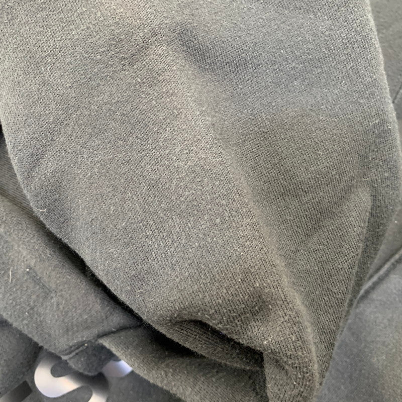 【中古品】【メンズ】 FEAR OF GOD ESSENTIALS フィア オブ ゴッド エッセンシャルズ LOGO PULLOVER HOODIE ロゴ プルオーバー パーカー トップス 142-260925-ay-07-izu サイズ：L カラー：ブラック 万代Net店