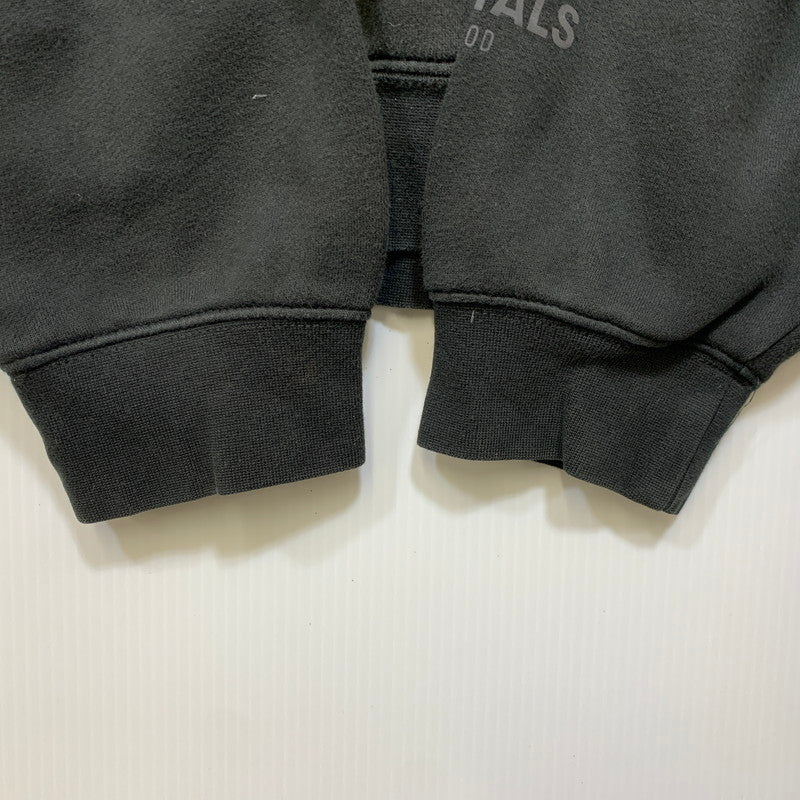 【中古品】【メンズ】 FEAR OF GOD ESSENTIALS フィア オブ ゴッド エッセンシャルズ LOGO PULLOVER HOODIE ロゴ プルオーバー パーカー トップス 142-260925-ay-07-izu サイズ：L カラー：ブラック 万代Net店