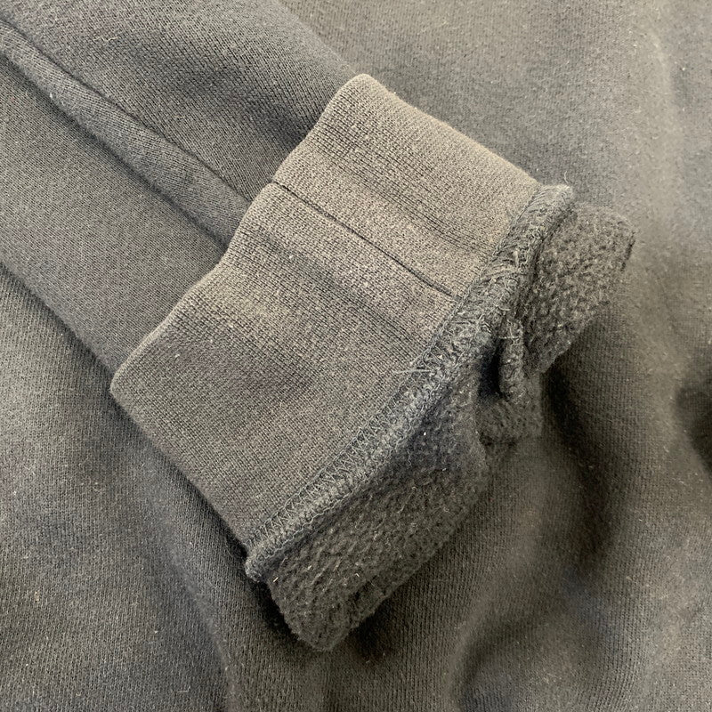 【中古品】【メンズ】 FEAR OF GOD ESSENTIALS フィア オブ ゴッド エッセンシャルズ HALF ZIP LOGO SWEATSHIRT ハーフジップ ロゴ スウェット トップス 142-260925-ay-08-izu サイズ：XL カラー：ブラック 万代Net店