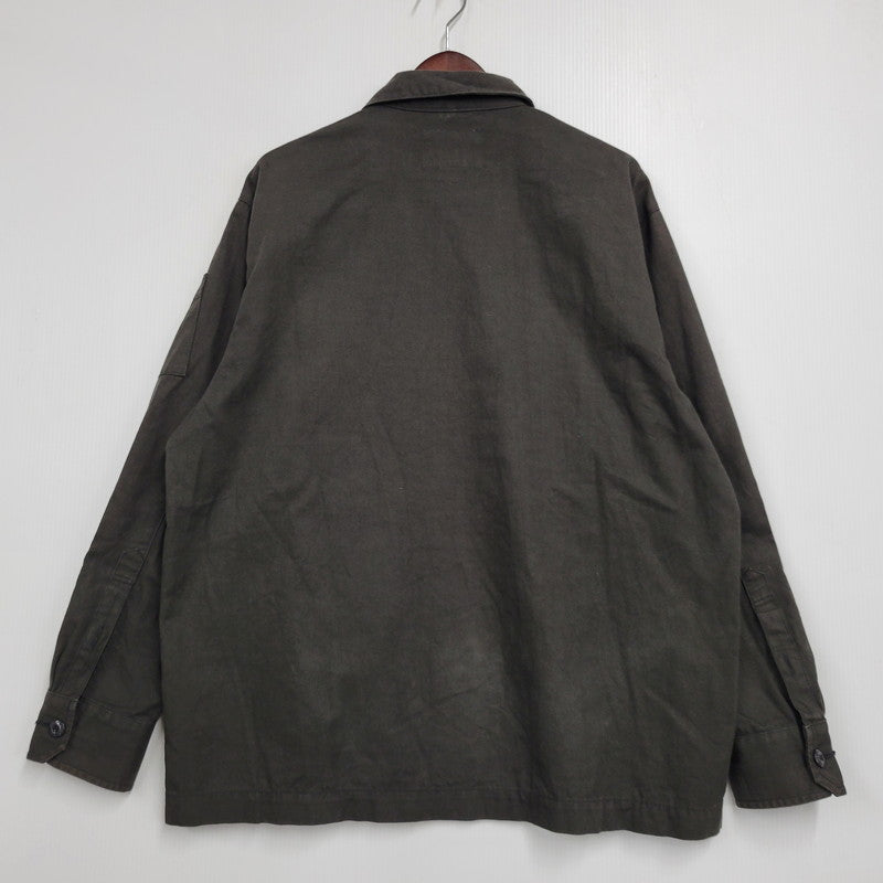 【中古品】【メンズ】 WTAPS ダブルタップス BUDS LS COTTON. SERGE 212BRDT-SHM02 ロングスリーブ 長袖 シャツ 142-261010-as-23-izu サイズ：03 カラー：チャコール系 万代Net店