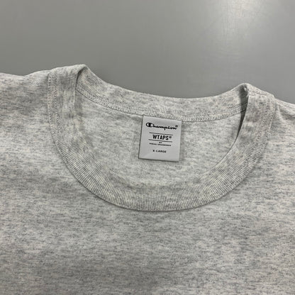 【中古品】【メンズ】 WTAPS ダブルタップス×CHAMPION チャンピオン 242HBCHD-CSM01S ACADEMY SS COTTON. TEE アカデミー ショートスリーブ コットン Ｔシャツ トップス 半袖 142-260923-cs-02-izu サイズ：XL カラー：グレー 万代Net店