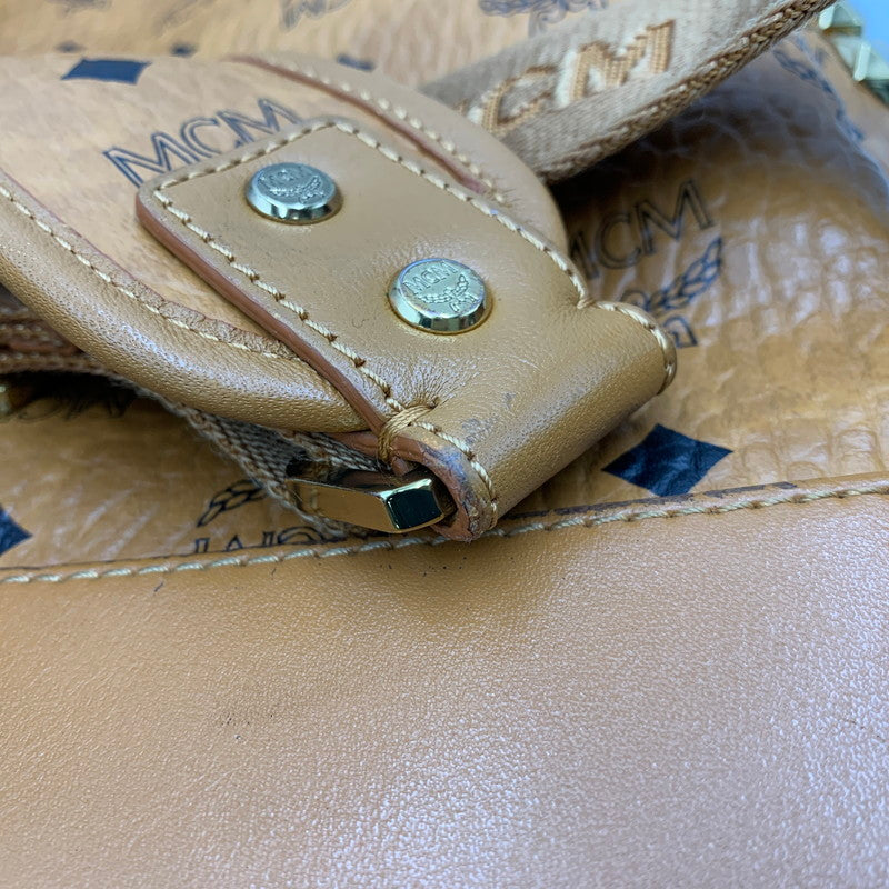 【現状渡し品】【レディース】 MCM エム・シー・エム MMK6SVE38CO001 スターク サイドスタッズ ヴィセトス バッグパック リュック 鞄 カバン 180-260925-ay-14-izu カラー：ブラウン 万代Net店