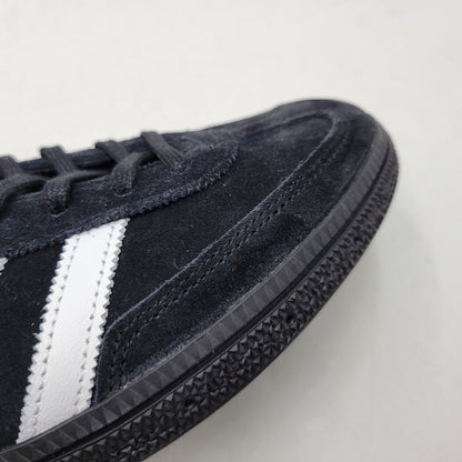 【中古品】【メンズ】 adidas アディダス HANDBALL SPEZIAL (BSHOP EXCLUSIVE) HQ9194 ハンドボール スぺツィアル スニーカー シューズ 靴 161-260928-ay-02-izu サイズ：28.5cm カラー：CORE BLACK/CLOUD WHITE/GOLD METALLIC 万代Net店