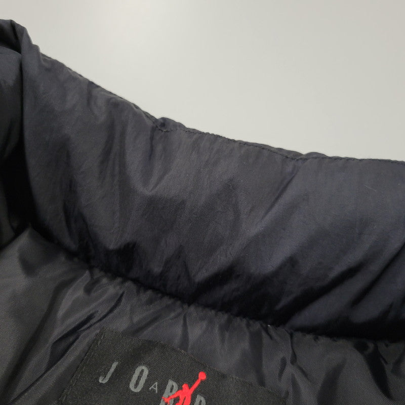 【中古品】【メンズ】 NIKE ナイキ JORDAN BRAND AS M J ESS POLY PUFFER JKT FB7332-010 ジョーダン ブランド パファー ジャケット ダウン 148-260929-as-13-izu サイズ：L カラー：ブラック 万代Net店