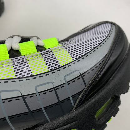 【中古品】【レディース】 NIKE ナイキ×LEGO レゴ GS AIR MAX 95 エア マックス スニーカー シューズ 靴 166-260926-cs-03-izu サイズ：24cm カラー：BLACK/METALLIC SILVER-DK SMOKE GREY 万代Net店