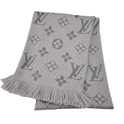 【中古品】【メンズ/レディース】 LOUIS VUITTON ルイ・ヴィトン LOGOMANIA SCARF MONOGRAM M74742 ロゴマニア スカーフ マフラー 179-260927-as-19-izu カラー：グレー系 万代Net店
