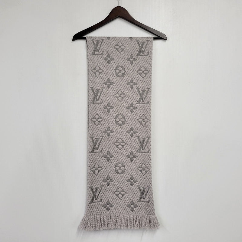 【中古品】【メンズ/レディース】 LOUIS VUITTON ルイ・ヴィトン LOGOMANIA SCARF MONOGRAM M74742 ロゴマニア スカーフ マフラー 179-260927-as-19-izu カラー：グレー系 万代Net店