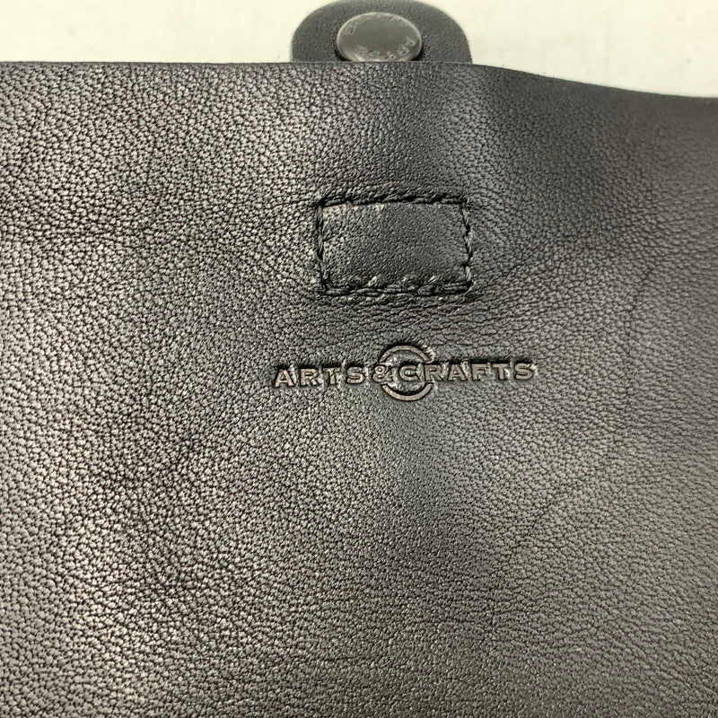 【中古品】【メンズ/レディース】 ARTS&CRAFTS アーツアンドクラフツ LEATHER SACOCHE レザー サコッシュ カバン 鞄 188-260930-cs-20-izu カラー：ブラック 万代Net店
