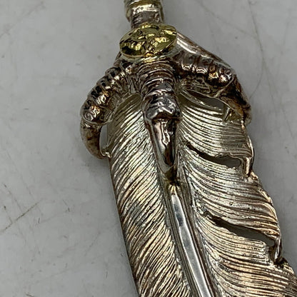【中古品】【メンズ/レディース】 FIRST ARROW's ファーストアローズ K18付イーグルグラブ付フェザー(L) "左向き" ネックレス トップ アクセサリー 191-261002-ay-04-izu カラー：シルバー×ゴールド 万代Net店