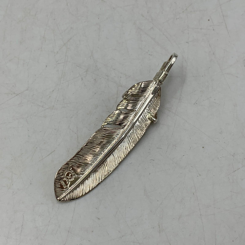【中古品】【メンズ/レディース】 FIRST ARROW's ファーストアローズ K18付イーグルグラブ付フェザー(L) "左向き" ネックレス トップ アクセサリー 191-261002-ay-04-izu カラー：シルバー×ゴールド 万代Net店