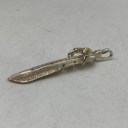 【中古品】【メンズ/レディース】 FIRST ARROW's ファーストアローズ K18付イーグルグラブ付フェザー(L) "左向き" ネックレス トップ アクセサリー 191-261002-ay-04-izu カラー：シルバー×ゴールド 万代Net店