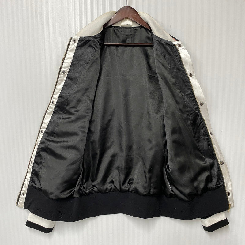 【中古品】【メンズ】 BLUE ARCHIVE ブルーアーカイブ 美甘ネル スカジャン ジャケット アウター 147-261001-kh-12-izu カラー：ブラック×ホワイト 万代Net店