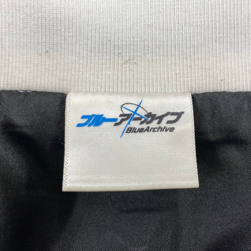 【中古品】【メンズ】 BLUE ARCHIVE ブルーアーカイブ 美甘ネル スカジャン ジャケット アウター 147-261001-kh-12-izu カラー：ブラック×ホワイト 万代Net店