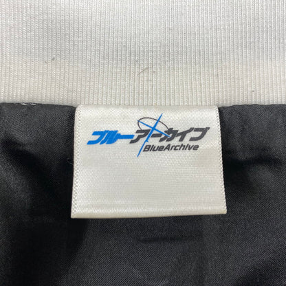 【中古品】【メンズ】 BLUE ARCHIVE ブルーアーカイブ 美甘ネル スカジャン ジャケット アウター 147-261001-kh-12-izu カラー：ブラック×ホワイト 万代Net店