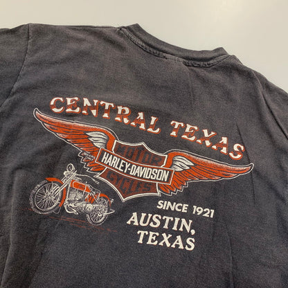 【現状渡し品】【メンズ】 HARLEY-DAVIDSON ハーレーダビッドソン CENTRAL TEXAS AUSTIN POCKET SS TEE セントラル テキサス オースティン ポケット ショートスリーブ Tシャツ 146-261022-yn-03-izu サイズ：XL カラー：グレー 万代Net店