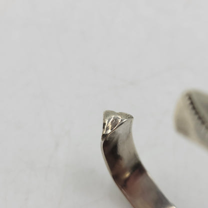 【中古品】【メンズ/レディース】 STERLING TAHE スターリングタホ STAMP WORK BANGLE スタンプ ワーク バングル アクセサリー 191-261007-kh-03-izu カラー：シルバー 万代Net店