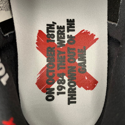 【中古美品】【メンズ】 NIKE ナイキ AIR JORDAN 1 RETRO LOW OG "BANNED" IW6276-001 エアジョーダン1 レトロ ロー OG スニーカー シューズ 靴 160-261001-ay-01-izu サイズ：27cm カラー：BLACK/BLACK-VARSITY RED 万代Net店