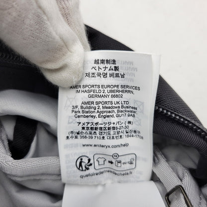【中古品】【メンズ/レディース】 ARC'TERYX アークテリクス MANTIS 1 WAIST PACK X000009234 マンティス1ウエストパック バッグ カバン 鞄 188-261008-as-21-izu カラー：ブラック 万代Net店