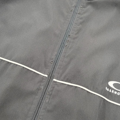 【中古品】【メンズ】 BALENCIAGA バレンシアガ 831361 LARGE TRACKSUIT JACKET ラージ トラックスーツ ジャケットトップス 141-261007-sm-15-izu サイズ：44 カラー：ブラック 万代Net店