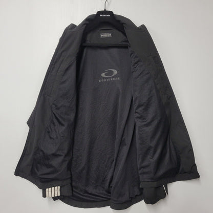 【中古品】【メンズ】 BALENCIAGA バレンシアガ 831361 LARGE TRACKSUIT JACKET ラージ トラックスーツ ジャケットトップス 141-261007-sm-15-izu サイズ：44 カラー：ブラック 万代Net店