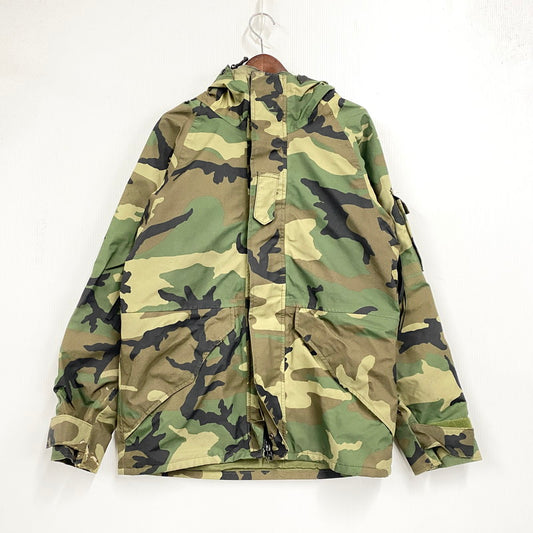 【現状渡し品】【メンズ】 U.S.ARMY ユーエスアーミー SP0100-00-D-4021 2000年製 00S PARKA, パーカー COLD WEATHER, CAMOUFLAGE コールド・ウェザー・カモフラージュ (ECWCS 第1世代) アウター 146-261003-ya-05-izu サイズ：S-R カラー：マルチ 万代Net店