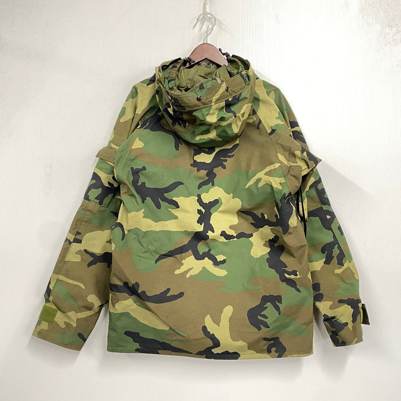 【現状渡し品】【メンズ】 U.S.ARMY ユーエスアーミー SP0100-00-D-4021 2000年製 00S PARKA, パーカー COLD WEATHER, CAMOUFLAGE コールド・ウェザー・カモフラージュ (ECWCS 第1世代) アウター 146-261003-ya-05-izu サイズ：S-R カラー：マルチ 万代Net店