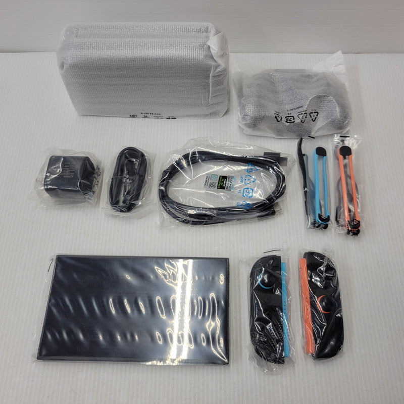【中古美品】 【未使用】【ゲーム】Nintendo Switch 2 (日本語・国内専用) BEE-S-KB6CA(JPN) 任天堂 ニンテンドースイッチ2 本体 035-261001-ay-06-izu 万代Net店
