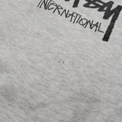 【中古品】【メンズ】 STUSSY ステューシー LOGO CREWNECK SWEAT SHIRT Z3000SAS19 ロゴ クルーネック スウェット トレーナー 142-261008-as-17-izu サイズ：S カラー：グレー 万代Net店