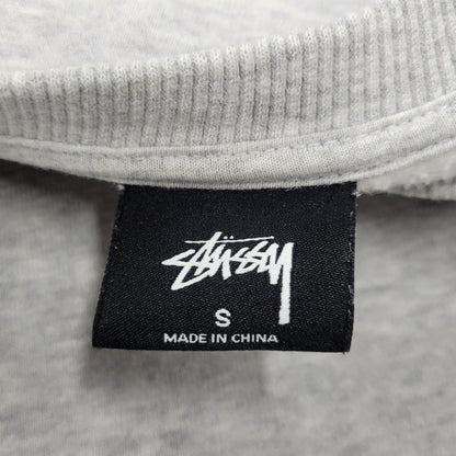 【中古品】【メンズ】 STUSSY ステューシー LOGO CREWNECK SWEAT SHIRT Z3000SAS19 ロゴ クルーネック スウェット トレーナー 142-261008-as-17-izu サイズ：S カラー：グレー 万代Net店