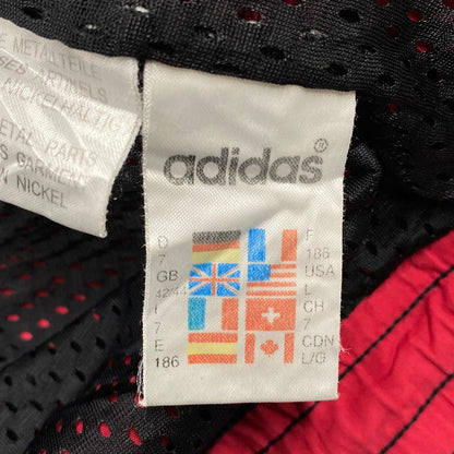 【中古品】【メンズ】 OLD ADIDAS オールドアディダス ナイロン ジャケット 146-261004-sm-21-izu サイズ：D7/F186 カラー：マルチ 万代Net店