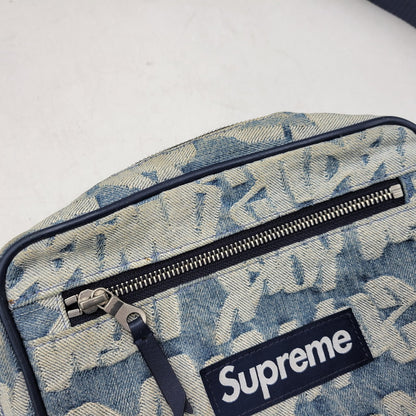 【中古品】【メンズ/レディース】 SUPREME シュプリーム 22SS FAT TIP JACQUARD DENIM WAIST BAG ファット チップ ジャガード デニム ウエスト バッグ カバン 鞄 188-261005-cs-13-izu カラー：インディゴ 万代Net店