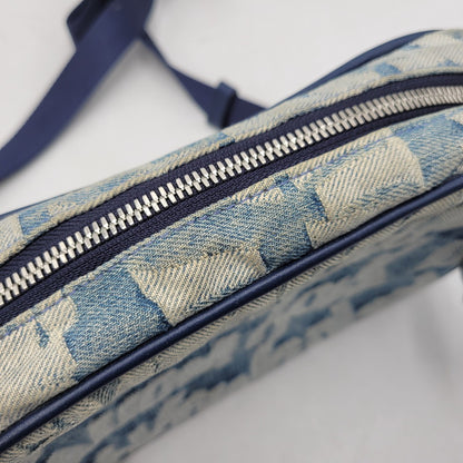 【中古品】【メンズ/レディース】 SUPREME シュプリーム 22SS FAT TIP JACQUARD DENIM WAIST BAG ファット チップ ジャガード デニム ウエスト バッグ カバン 鞄 188-261005-cs-13-izu カラー：インディゴ 万代Net店