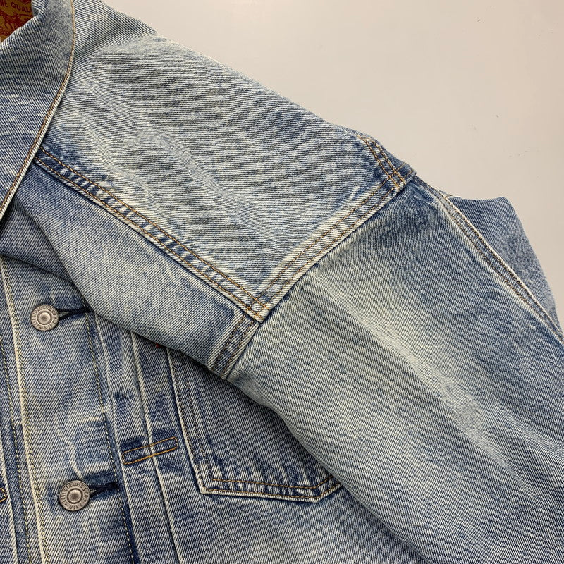 【中古品】【メンズ】 Levi's リーバイス × NIKE ナイキ DENIM TRUCKER JACKET 002TM-0000 デニムトラッカージャケット 142-261003-as-06-izu サイズ：L カラー：ライトインディゴ 万代Net店