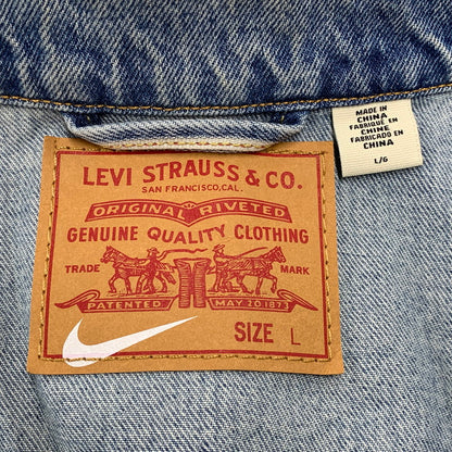 【中古品】【メンズ】 Levi's リーバイス × NIKE ナイキ DENIM TRUCKER JACKET 002TM-0000 デニムトラッカージャケット 142-261003-as-06-izu サイズ：L カラー：ライトインディゴ 万代Net店