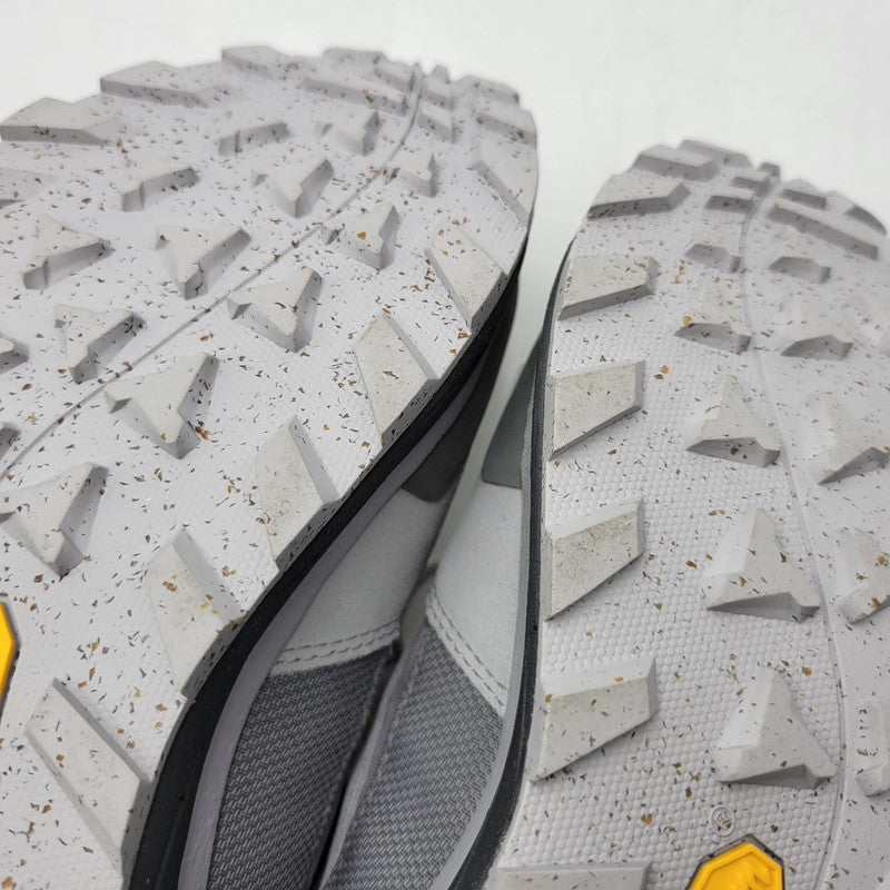 【中古美品】【メンズ】 JACKWOLFSKIN ジャックウルフスキン TERRAQUEST TEXAPORE LOW M 4056401 テラクエスト テキサポール ロー メン トレッキングシューズ スニーカー 靴 162-261008-as-28-izu サイズ：US8 カラー：グレー 万代Net店