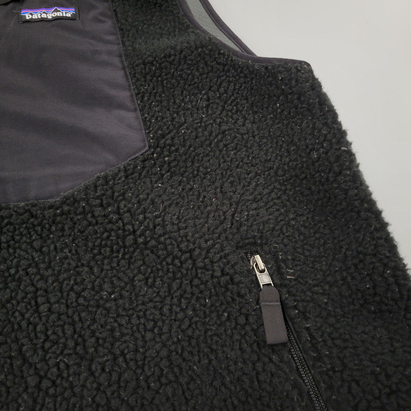【中古品】【メンズ】 patagonia パタゴニア CLASSIC RETRO-X VEST 23048FA19 クラシックレトロX ベスト 144-261004-as-04-izu サイズ：XXL カラー：ブラック 万代Net店