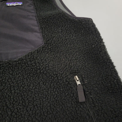 【中古品】【メンズ】 patagonia パタゴニア CLASSIC RETRO-X VEST 23048FA19 クラシックレトロX ベスト 144-261004-as-04-izu サイズ：XXL カラー：ブラック 万代Net店