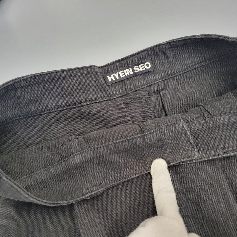 【中古品】【メンズ】 HYEIN SEO へインソ CURVED FLAP POCKET WITH PLEATS CARGO PANTS カーブド フラップ ポケット ウィズ プリーツ カーゴ パンツ ボトムス ズボン 153-261005-cs-04-izu サイズ：2 カラー：ブラック 万代Net店