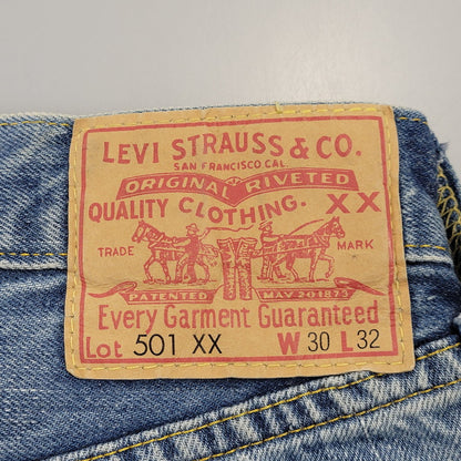 【中古品】【メンズ】 LEVI'S VINTAGE CLOTHING リーバイスビンテージクロージング PC9-50155-0047 1955MODEL 501XX DENIM PANTS デニム パンツ 156-261005-cs-06-izu サイズ：W30 L32 カラー：インディゴ 万代Net店