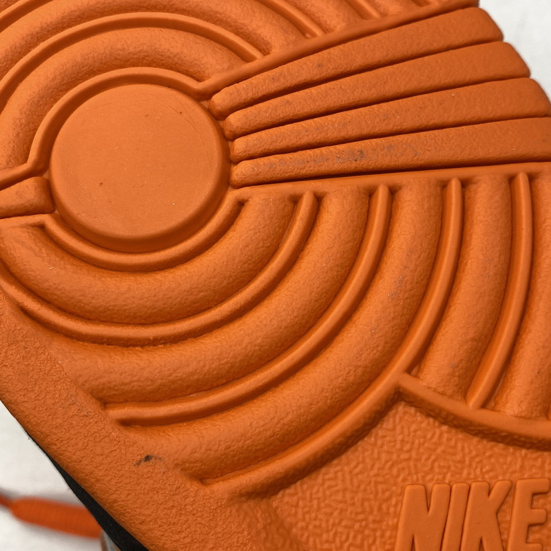 【中古美品】【メンズ】 NIKE SB ナイキエスビー× CONCEPTS コンセプト FD8776-800 DUNK LOW ダンク ロウ SP スニーカー シューズ 靴 160-261006-ya-18-izu サイズ：28cm カラー：ORANGE FROST/ELECTORO ORANGE 万代Net店