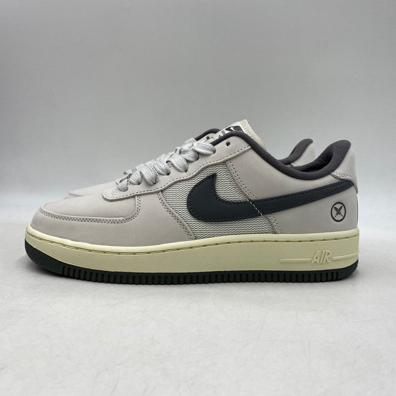 【中古美品】【メンズ/レディース】 NIKE SB ナイキエスビー×YUTO HORIGOME ユウト ホリゴメ IO8439-100 AIR FORCE エア フォース 1 LOW ロウ スニーカー シューズ 靴 160-261006-ya-19-izu サイズ：25.5cm カラー：WHITE/IRON GREY-WHITE 万代Net店