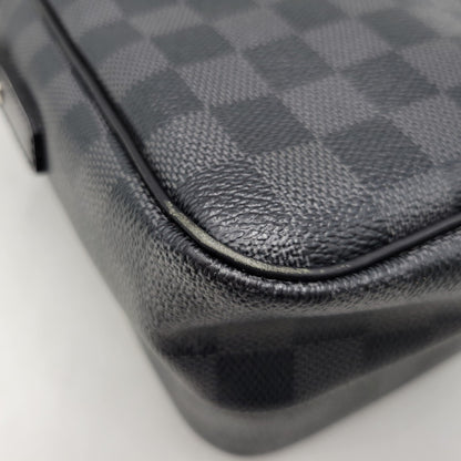 【中古品】【メンズ/レディース】 LOUIS VUITTON ルイ・ヴィトン N41446 ダミエ グラフィット レム カバン 鞄 179-261006-cs-15-izu カラー：ブラック 万代Net店