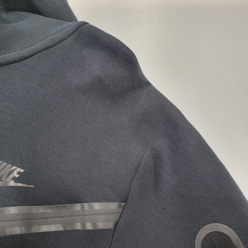 【中古品】【メンズ】 NIKE ナイキ CU4490-010 TCH FLC FZ WR HOODIE テック フリース フルジップ ウィンドランナー フーディー トップス 長袖 148-261007-ya-11-izu サイズ：XXL カラー：ブラック 万代Net店