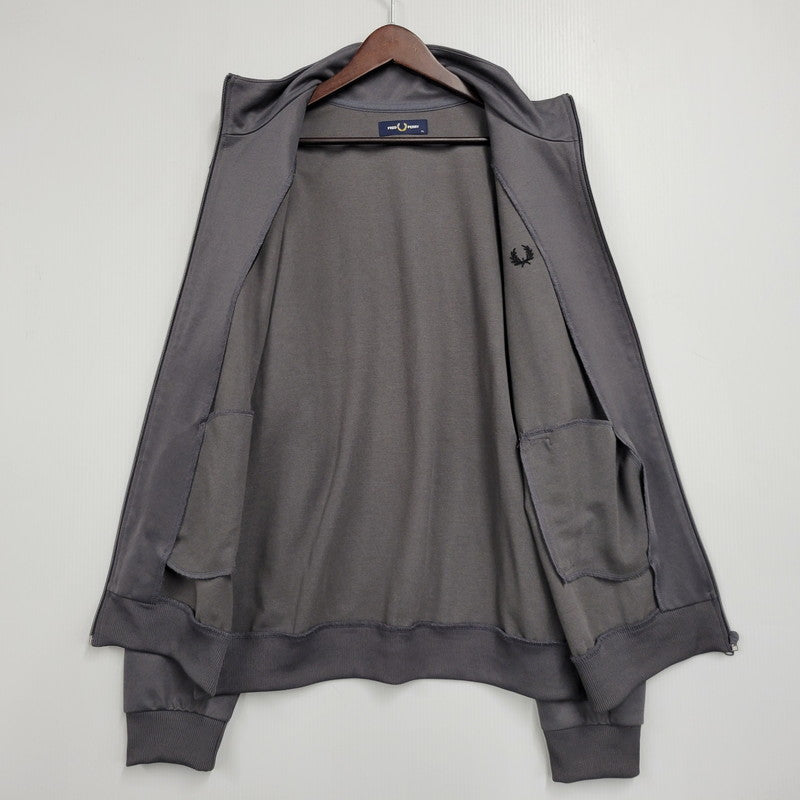 【中古品】【メンズ】 FRED PERRY フレッドペリー J6000 TRACK JACKET トラックジャケット トップス 141-261007-sm-01-izu サイズ：XL カラー：グレー 万代Net店